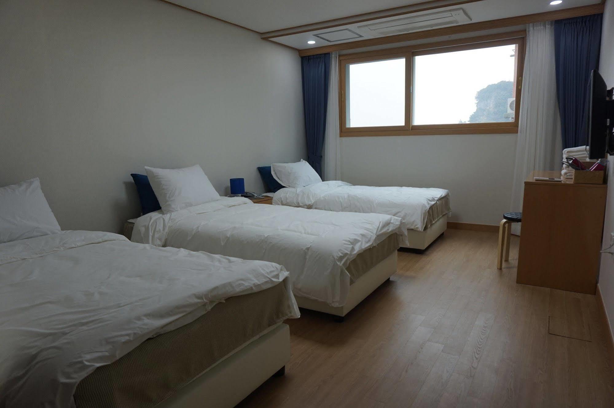 Seogwipo Dongwon Hotel Eksteriør billede