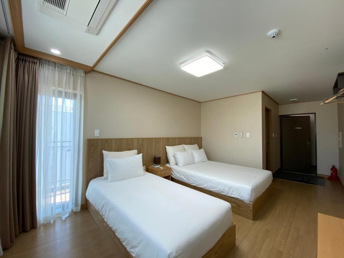 Seogwipo Dongwon Hotel Eksteriør billede